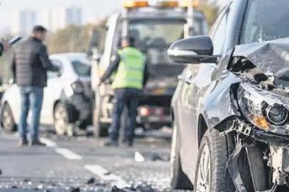 Trafik kazalarında milyarlık vurgun
