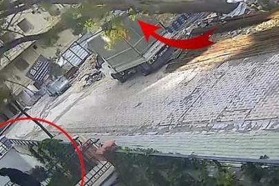 Avcılar’da binaya girmek üzereydi, devrilen ağacın altında kalmaktan son anda kurtuldu