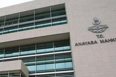 AYM'den 15 siyasi parti hakkında suç duyurusu kararı!
