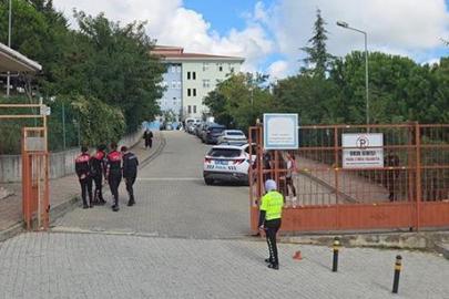 Başakşehir'de 1 öğrencinin hayatını kaybettiği okuldaki kavgaya ilişkin 3 kişi tutuklandı