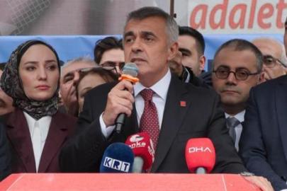 CHP İstanbul İl Başkanı Mehmet Ali Yüksel görevine başladı