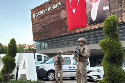 Çukurova Belediyesi'ne operasyon! Gözaltılar var