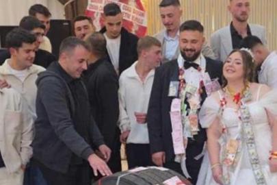 Damada arkadaşlarından sıra dışı düğün hediyesi