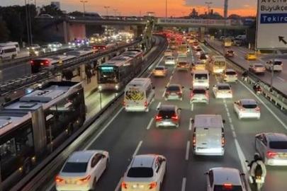 İstanbul'da akşam trafiği yüzde 76'ya ulaştı