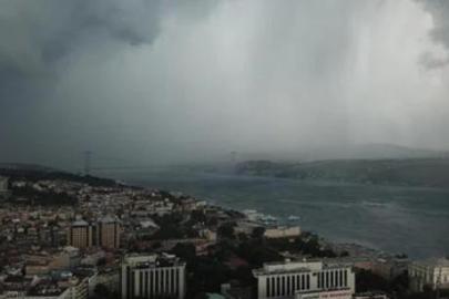 İstanbul'da sağanak alarmı! Balkanlardan geldi, Marmara'yı esir alacak... İşte son durum
